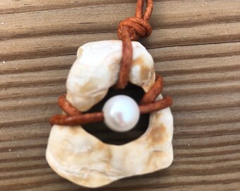 Amelia Island Florida Seashell Necklace, Souvenir, Adjustable Leather and Freshwater Pearl Shell Necklace, Beach Necklace