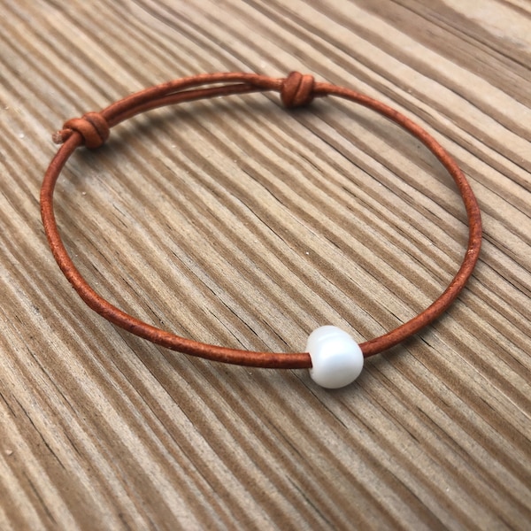Leather and Freshwater Pearl Adjustable Anklet, Single Pearl Anklet, Gift for Her, Bridesmaid Gift