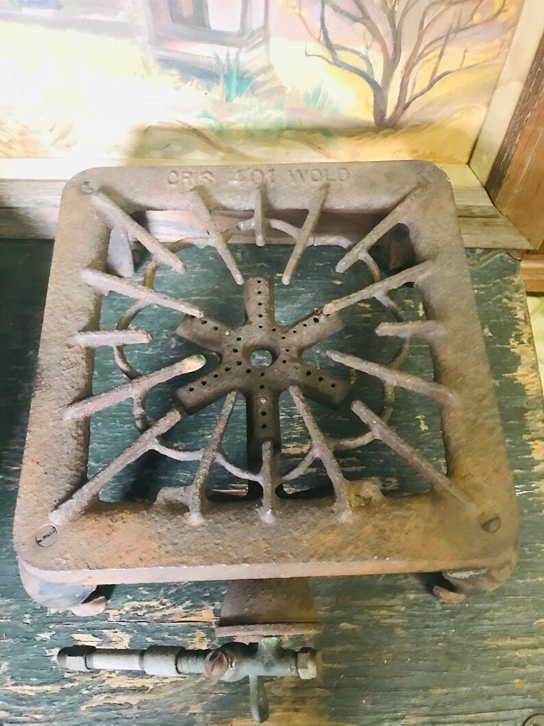 Antique GRISWOLD Cast Iron Single Burner Stove, Vintage Camp Cottage Cabin Decor, Rustic Kitchen