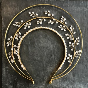 Gold Floral Halo Bridal Crown, Woodland Wedding Tiara, Luna Halo Headpiece, Grecian Goddess Bridal Headband, Flower Pearl Carbickova Crown