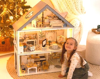 Casa de muñecas de lujo con columpio: estilo Maileg de madera, 5 habitaciones.