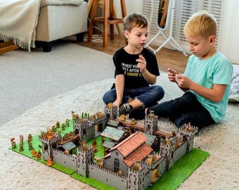 Średniowieczny drewniany zamek z zabawkami: zestaw puzzli DIY dla dzieci