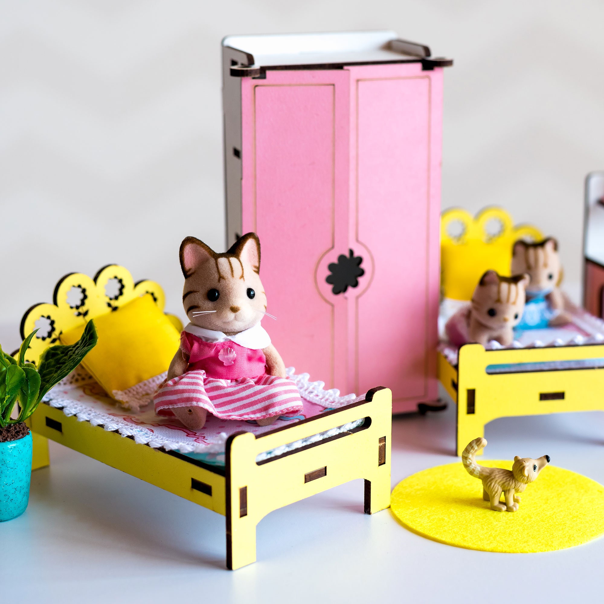 Dollhouse Furniture Set Wood Doll Bedroom Miniature Etsy