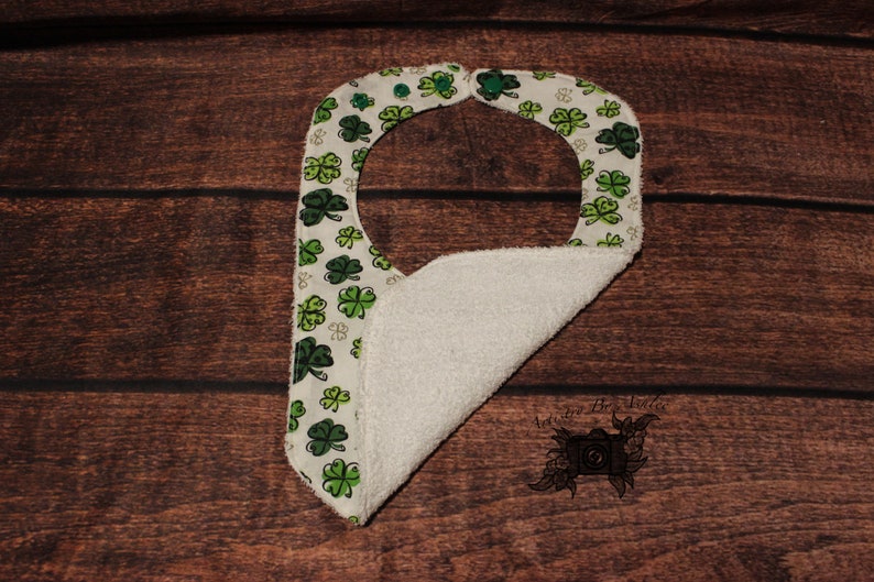 Light Shamrock Bib