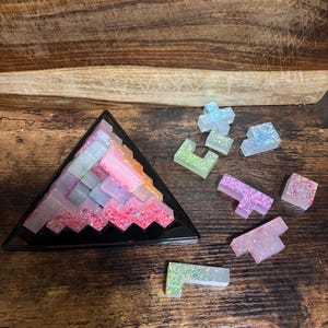 The 3D Pyramid Puzzle - Glitter Pastel
