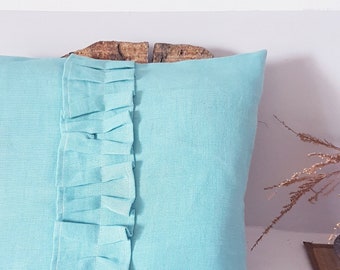 Elegant ruffled turquoise linen case, Linen ruffled pillow throw,blue ruffled linen pillow case,leinen KISSENBEZUG MIT KNÖPFEN, home decor