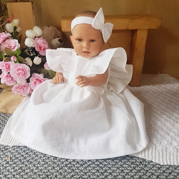 White Linen christening dress,flutter linen ruffled baby girl dress,Boho linen birthday dress,christening  linen gown,Weißes Leinen kleid
