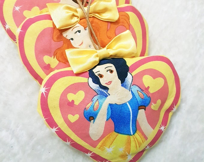 4 pcs set CHRISTMAS tree decoration Cinderella/Snow white /princesses/Princess hanging decorations, home decor baby girl Princesses,
