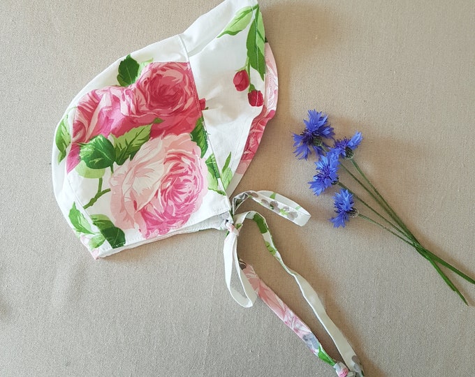 Floral cotton brimmed baby bonnet, girl Muslin double gauze bonnet, Floral bonnet with ruffle, Musselin baby bonnet
