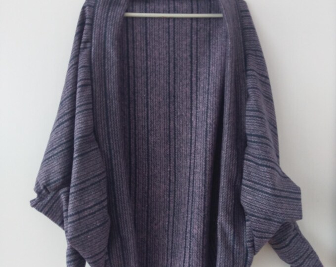 Plum violet black striped woolen cocoon cardigan,Soft warm loose cardigan wool, Woll-Cocoon-Strickjacke für Damen