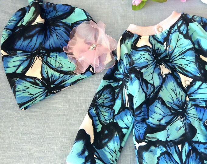 Ready,Butterfly blue pink baby girl coming home outfit,colorful lovely footed romper knotted hat set, Strampler für ein Neugeborenes