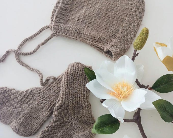 Neutral baby alpaca wool latte brown hat and socks set, pine pattern brown knitted woollen socks and hat baby