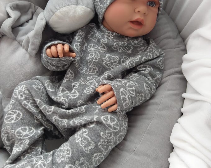 2pcs set vintage retro knitted Cotton neutral baby footed romper and knotted hat set, teddy bear soft gray newborn clothes set,