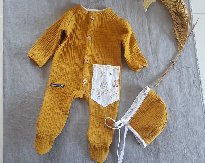 Coming home Muslin double gauze footed romper,Neutral  Muslin long sleeve footed romper,Musselin mustard onesie overall für Neugeborene