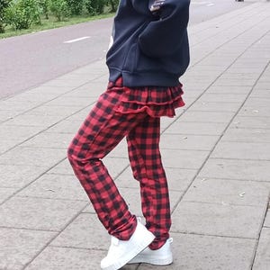 Pantalones leggings de cuadros escoceses rojos con volantes estilo rumba, jeggings de cuadros búfalo rojos con volantes, pantalones de cuadros para niña