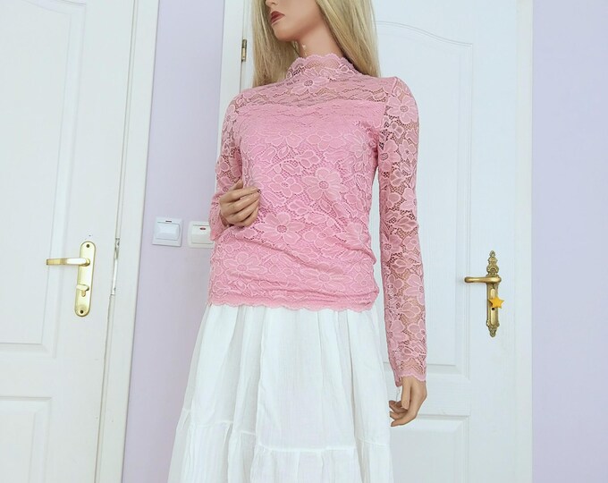 Soft guipure lace Romantic Dusty pink woman long sleeves top, lace pink see throw top, elegant lace Dusty pink top