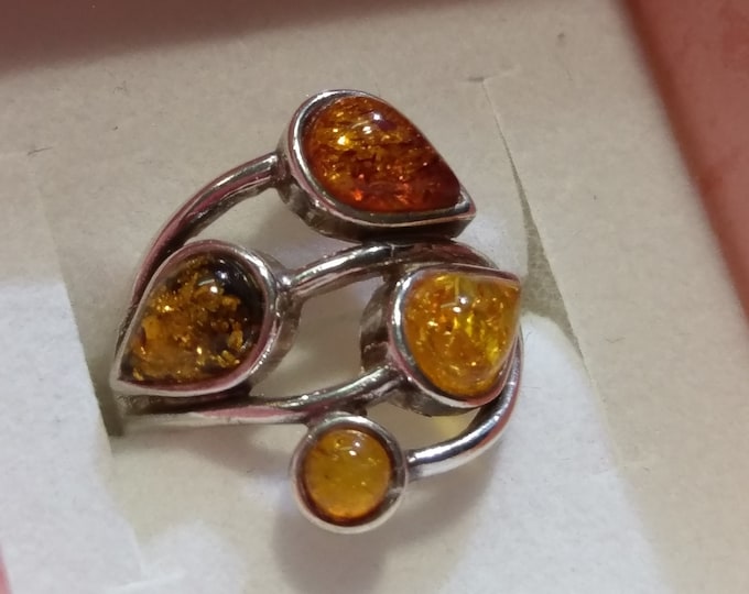 Silver sterling 925 ring wrap leaves with Amber, adorable vintage silver ring, Amber silver gift for her
