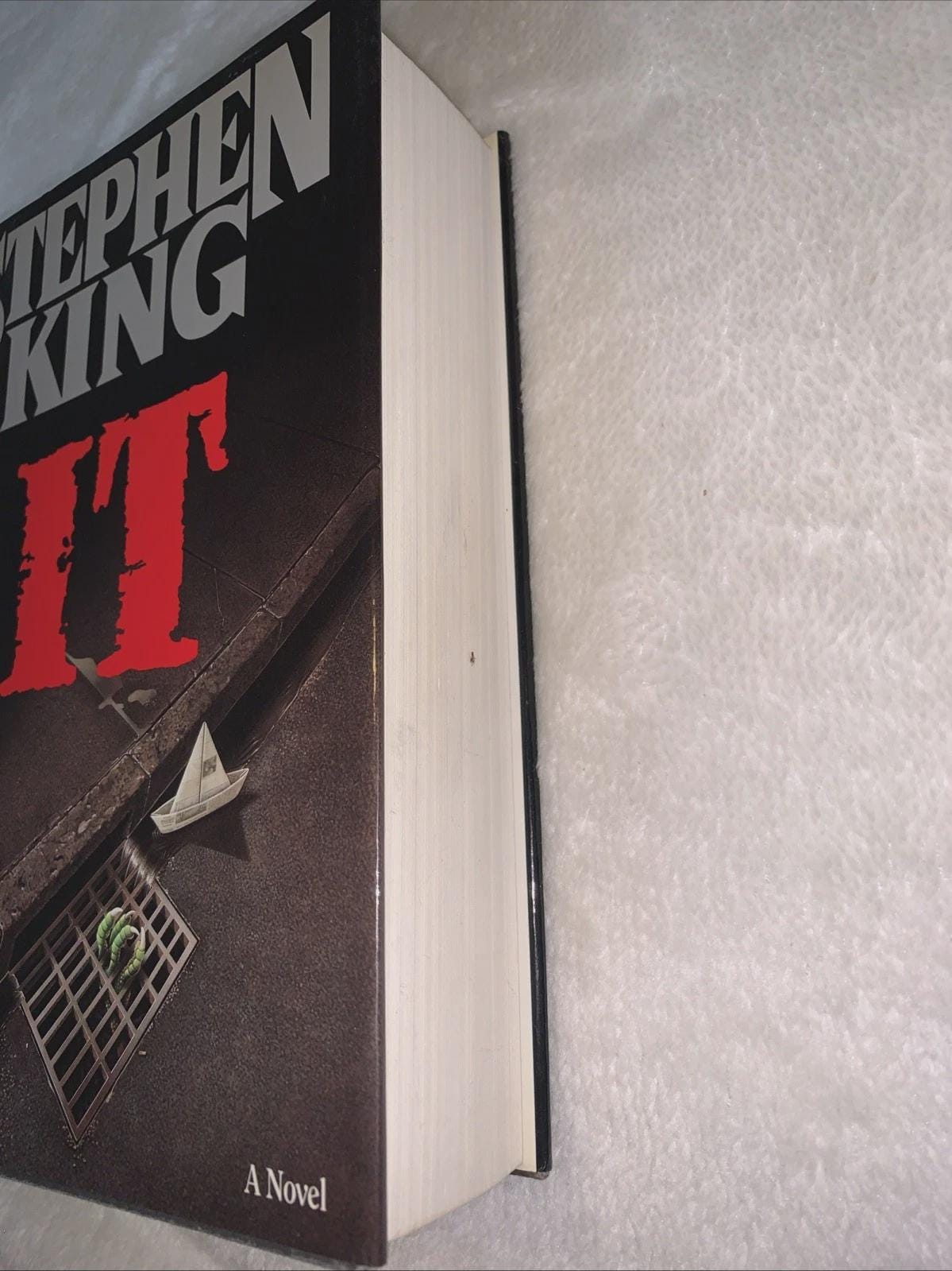 IT by Stephen King, 1986 First Edition, Horror Novel With Dust