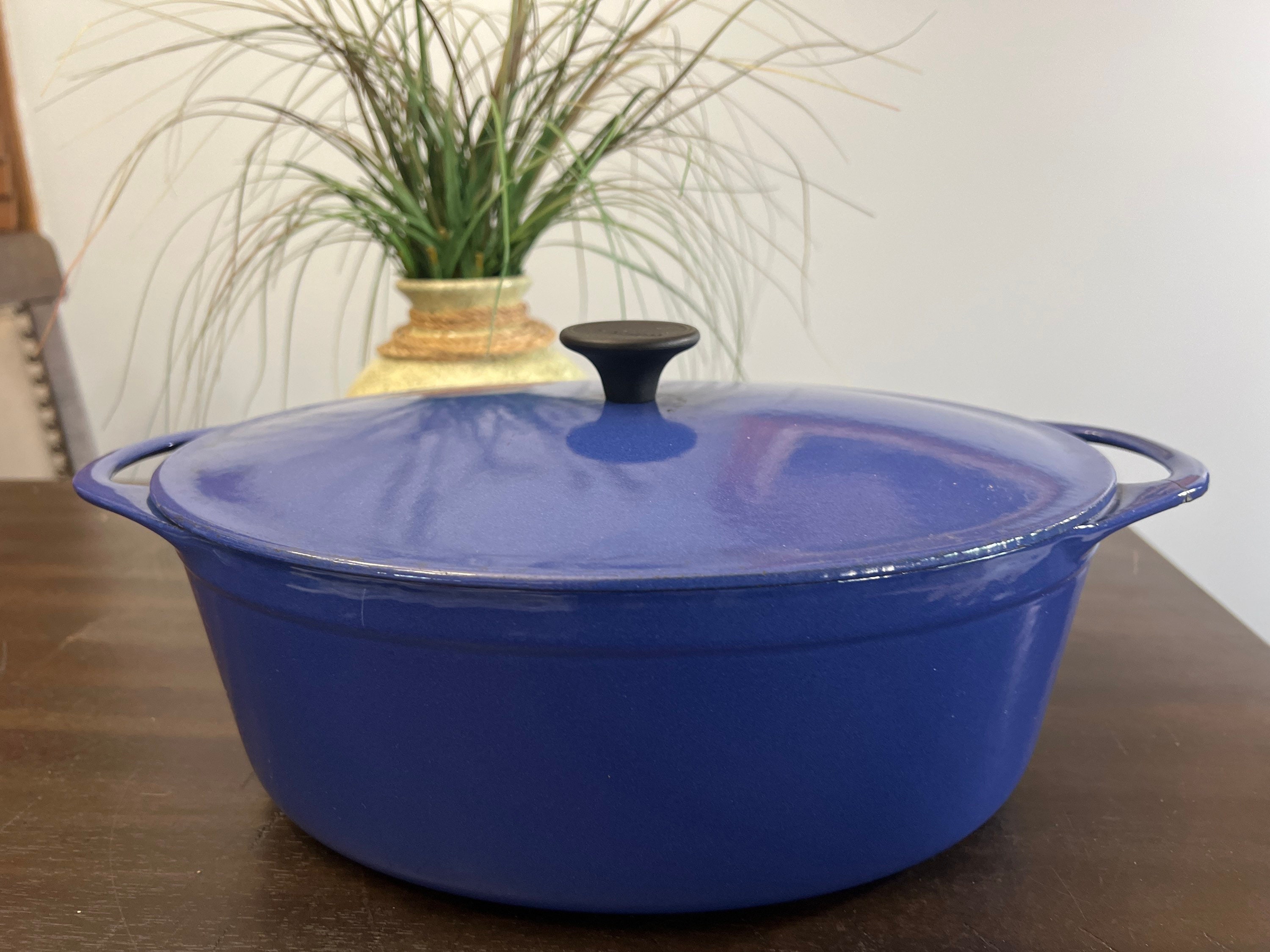 Le Creuset Traditional Oval Dutch Oven 8QT - COASTAL BLUE – LittleLuxeOfLife