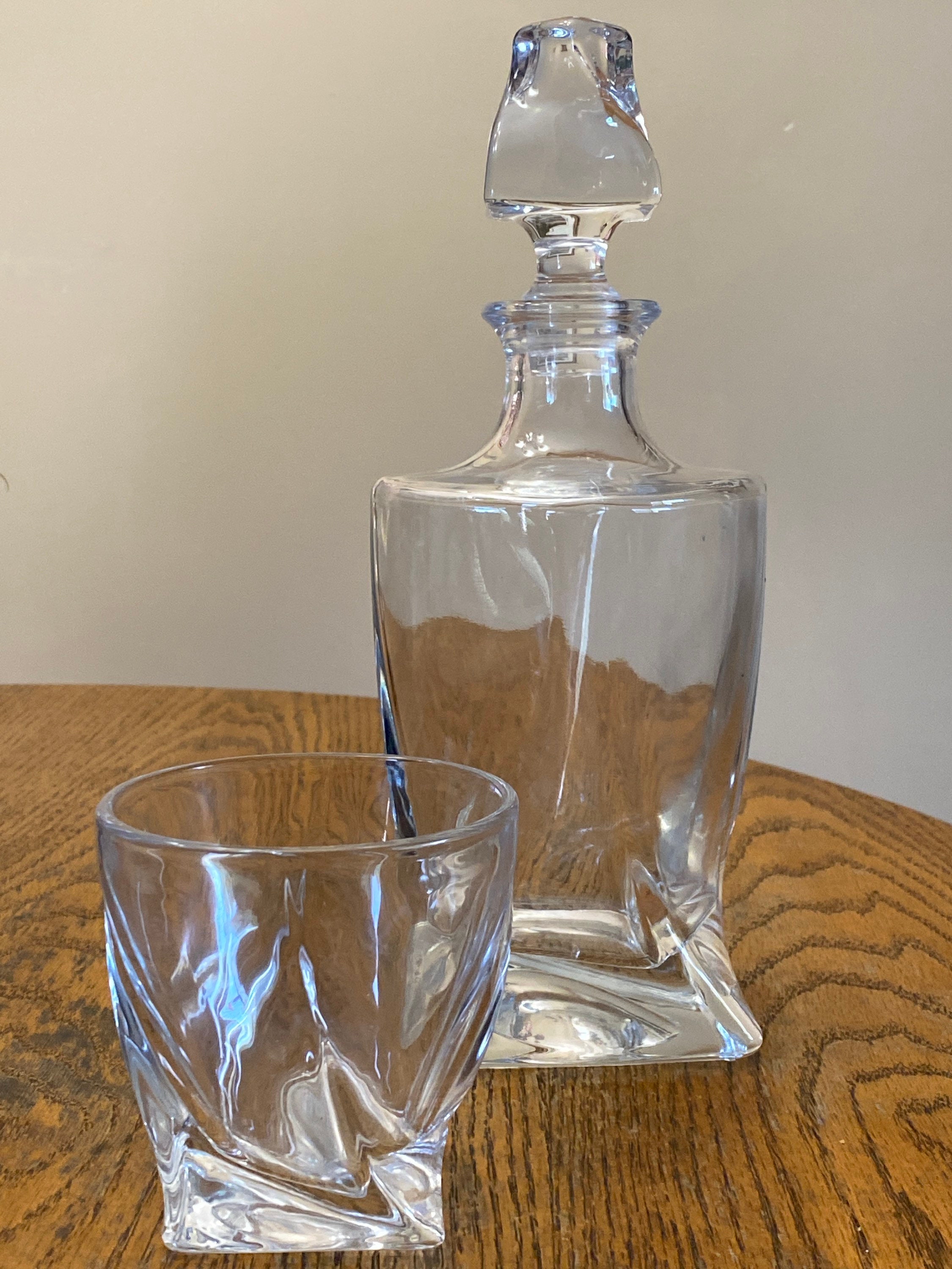 Hydro Gizmos Luxury Decanter Set. Twisted Glass Design. Etsy