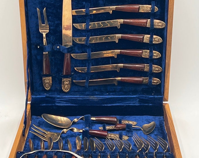 Vintage Siam Venus Flatware Bronze Goddess Brass 29 Piece in Wooden