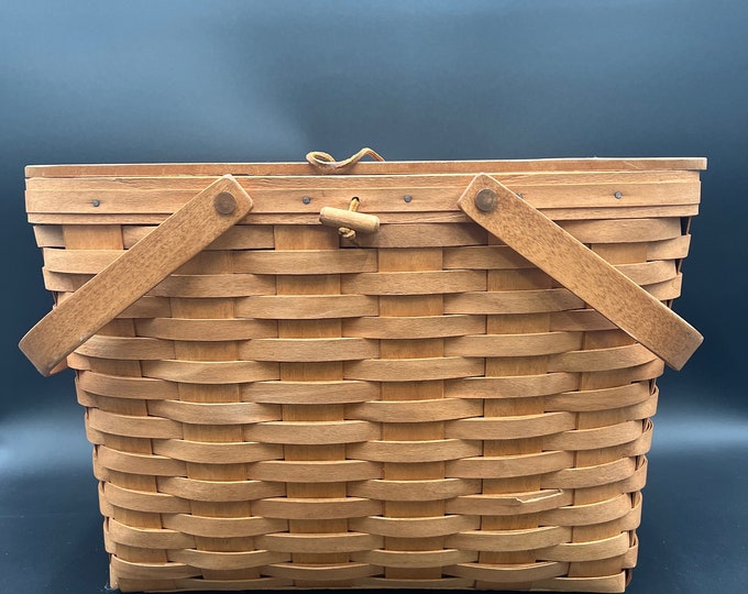 Vintage 1993 Longaberger Large Picnic Basket. Etsy
