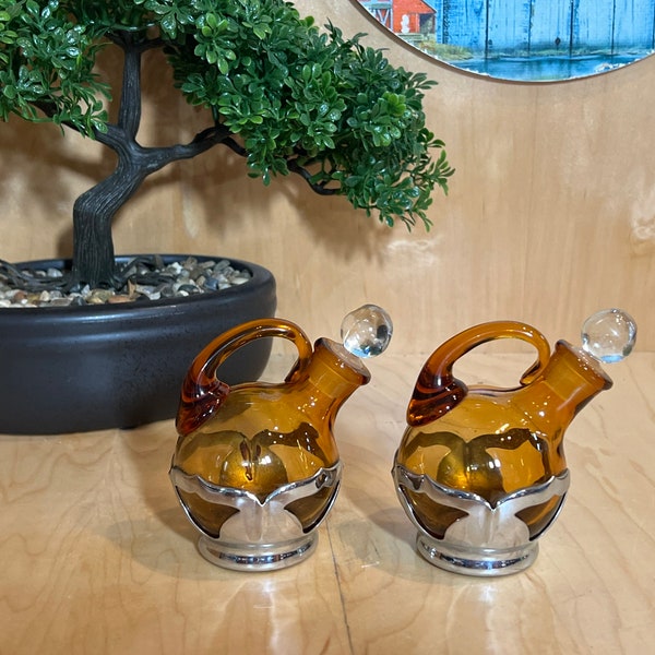 Vintage 1924 Farber Bros Amber Krome Kraft Art Deco Cambridge Glass 6 Oz, Oil And Vinegar Set.