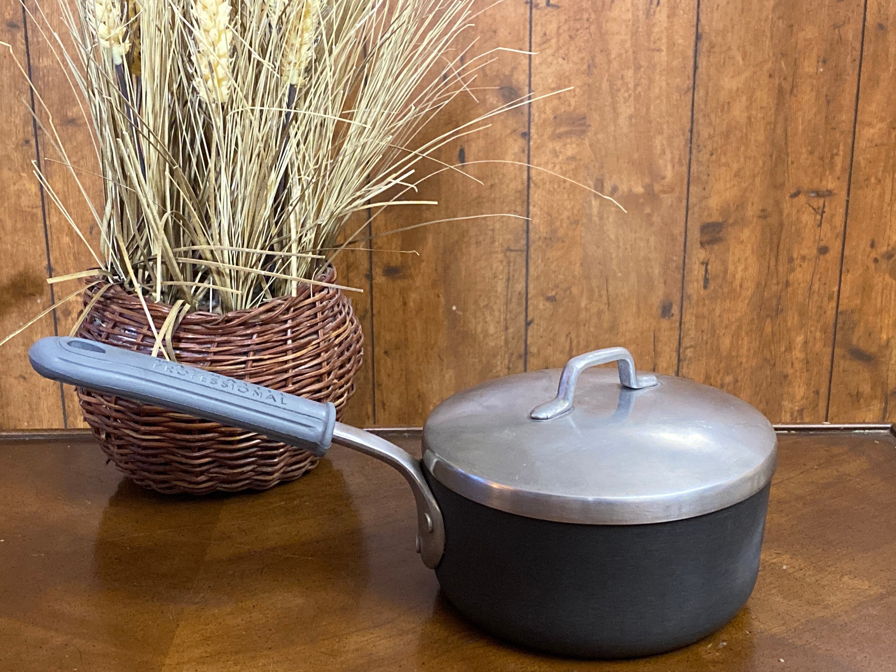 Magnalite Pro 1 Quart Saucepan With Lid by GHC Vintage General Household  Corp Magnalite Covered Pan Magnalite Saucepan Magpro Pan 