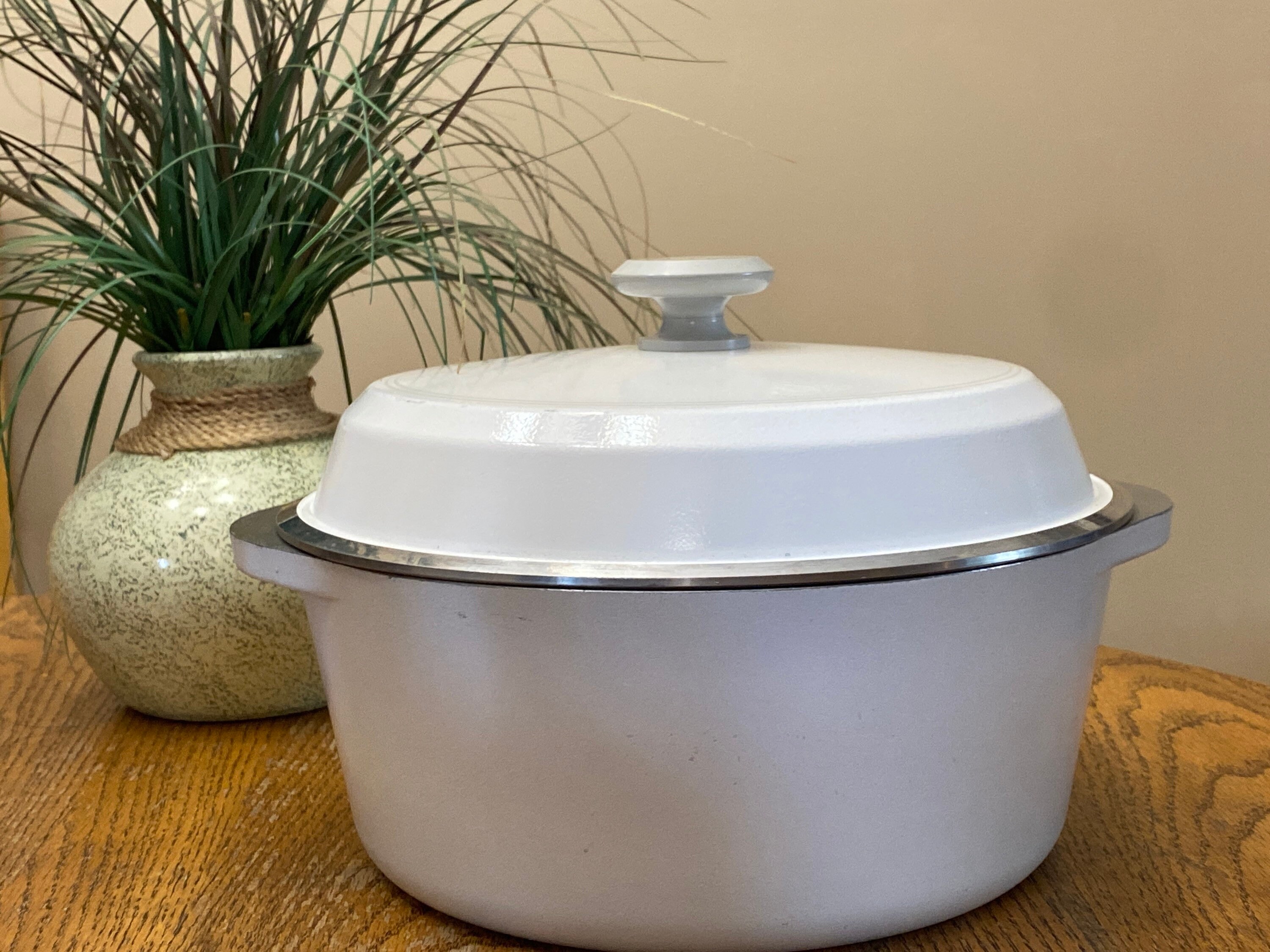 Club Aluminum Dutch Oven for sale Only 4 left at 65