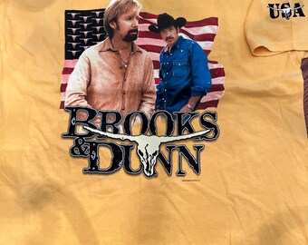 Original Brooks and Dunn Neon Circus Wild West show tour shirt 2XL excellent condition