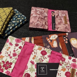 Porte carte bancaire / cantine / transport / à 3 compartiments en tissu divers motifs