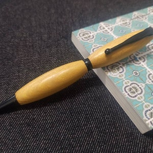 Penna a sfera in legno Osage Orange fatta a mano