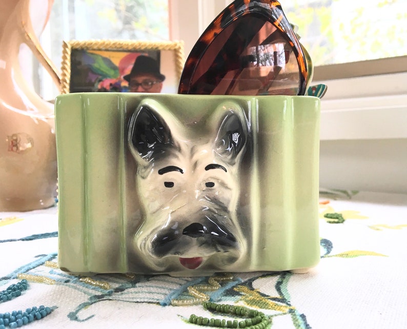 Vintage Terrier Dog Head on Ribbed Pale Green Planter ***FREE SHIPPING