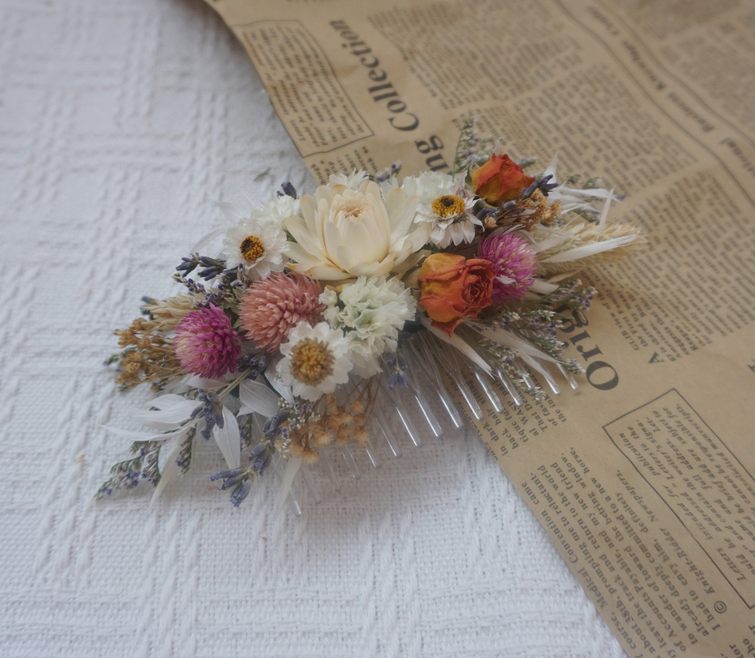 Creamy floral garden comb Floral Hair Comb – Little Acre Flowers main image 2