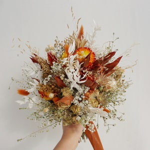 Burnt orange themed bride bouquet, straw chrysanthemum+dry rose wedding dried flowers, grass wedding wildflower bouquet