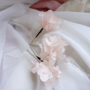 Linght pink hydrangea petal hair clip, bridal hair clip, Bohemian wedding hair accessory
