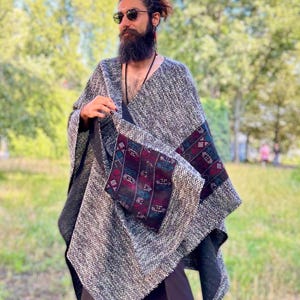 Festival Poncho Unisex • Grey Boho Kimono • Burning Man Outfit • Oriental Embroidery Cape • Handsewn Berlin • Asymmetric Patch