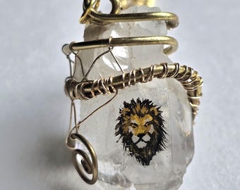 Hand-Painted Lion Quartz Necklace: Wire-Wrapped Crystal Pendant Jewelry