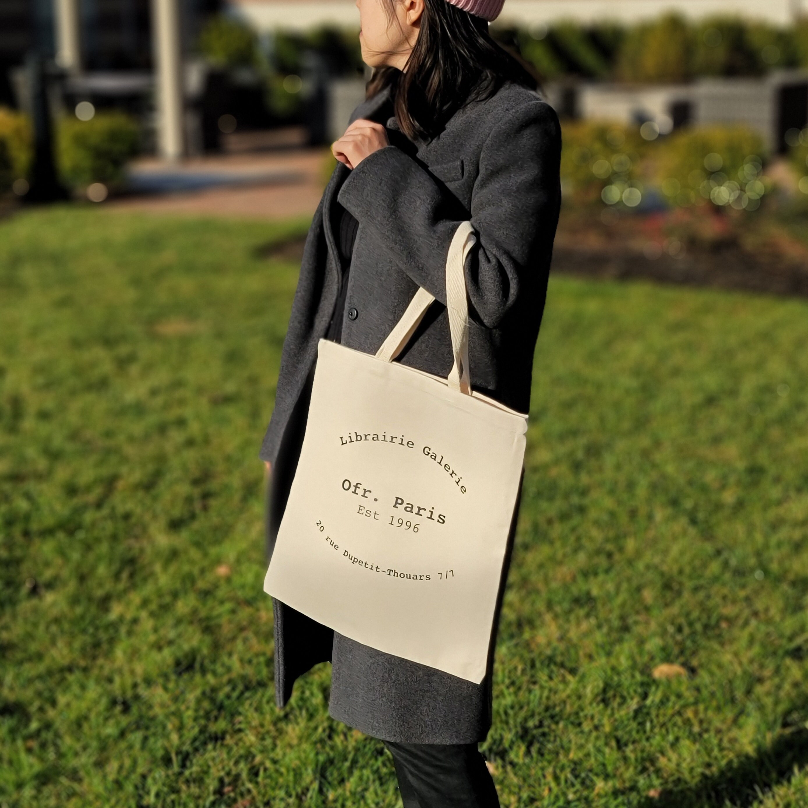 Large Ivory/Black Canvas Resort Tote Bag