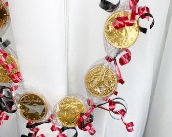 CANDY LEI - Graduation Lei - pralines met gouden munt - Feestartikelen - Awards - Bruiloften - Douches - op maat gemaakt