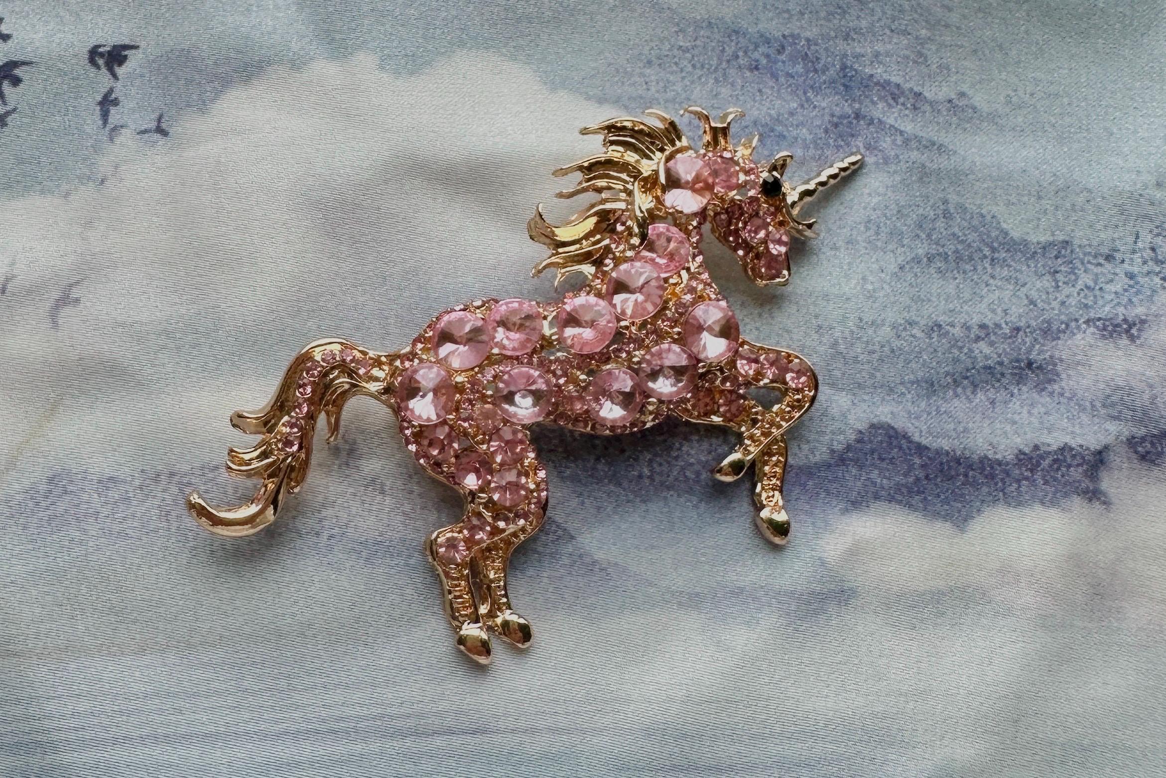 Broche Licorne Fantaisie Strass - Élégante Et Scintillante