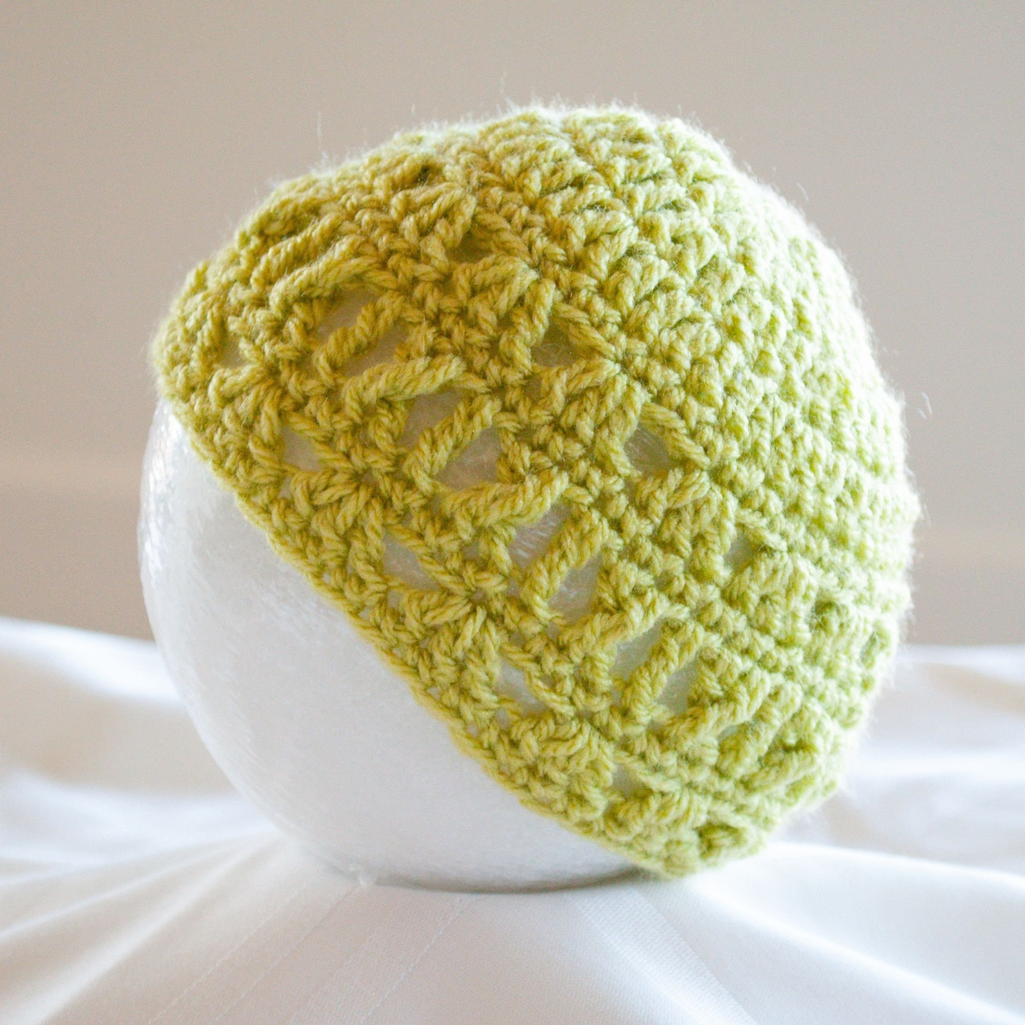 33 Baby Hat Crochet Patterns for Keepsake Gifts, Photo Props, and Everyday Wear 33 Lace Crochet Baby Hat Pattern: DK Yarn Toque
