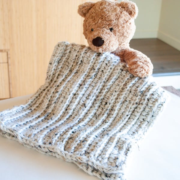 textured crochet baby blanket pattern, quick crochet baby blanket pattern for chunky yarn, crochet pdf pattern for baby boy or baby girl