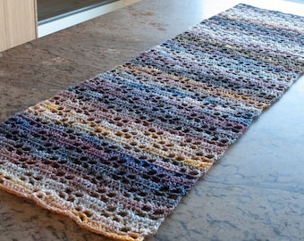 crochet table runner pattern, pdf pattern instant download easy table runner pattern