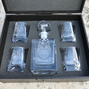 Personalized Whiskey Decanter Set, Custom Whiskey Glasses, Anniversary Gift, Gift for Men, Mens Gift, Groomsmen Gift, Wedding Gift, Best Man