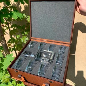Personalized Tequila Decanter Set, Decanter Set With Glasses, Set for Men, Wooden Suitcase Gift ...