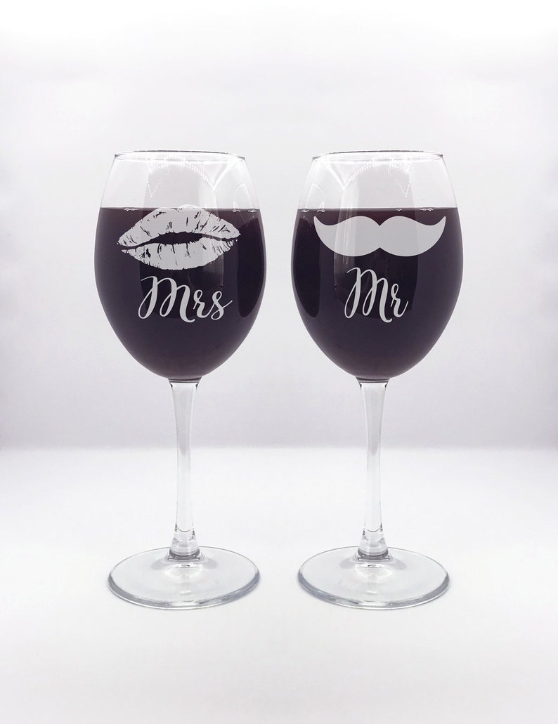 Bride And Groom Wine Glasses Wedding Set Of 2 Wine Glasses Mr Etsy