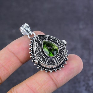 Rare Chrome Diopside Poision Pendant Pendant, Gemstone Pendant, Green Pendant, 925 Sterling Silver Jewelry, Wedding Gift, Pendant For Mother