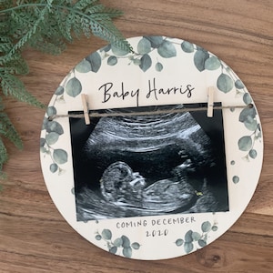 Pregnancy Announcement | New Baby | Ultrasound Photo Announcement| Newborn Photo Prop | Wooden pregnancy announcement Plaque