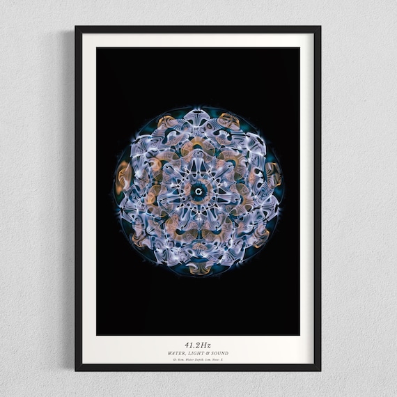 アート・デザイン・音楽 No real time info available CYMATICS Photography Print - Frequency - 41.2hz (note E) - Etsy Norway